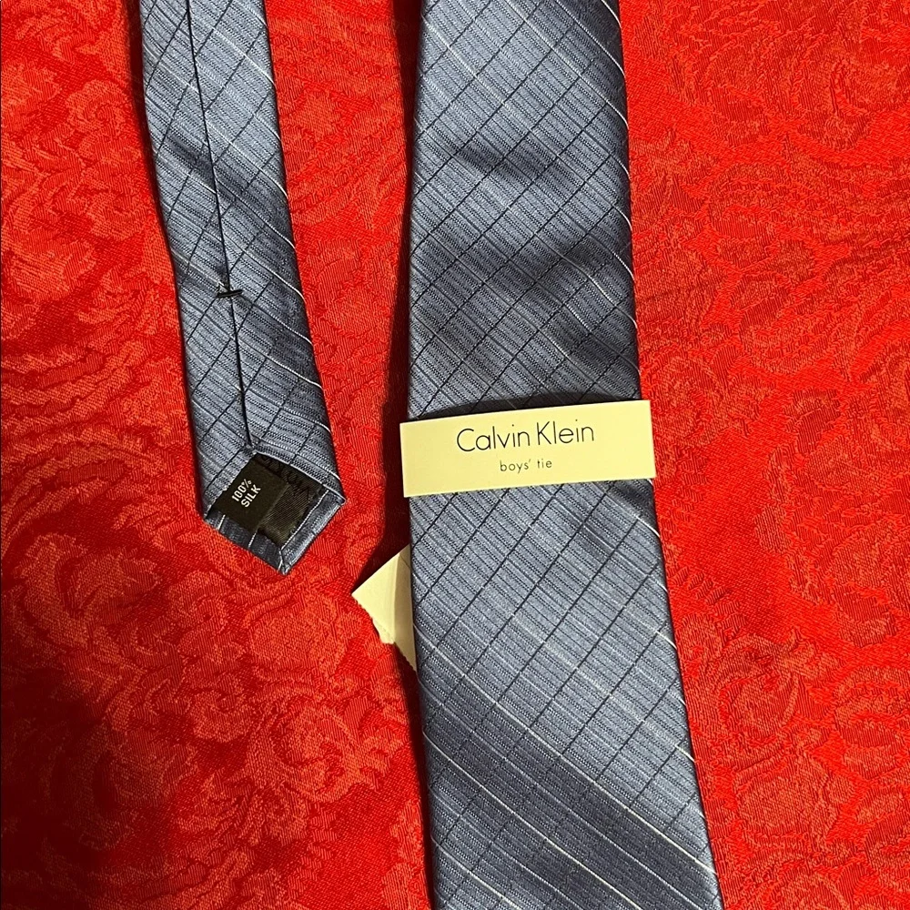 Calvin Klein Boys 100% Silk Blue Windowpane Dress Tie 48” NWT